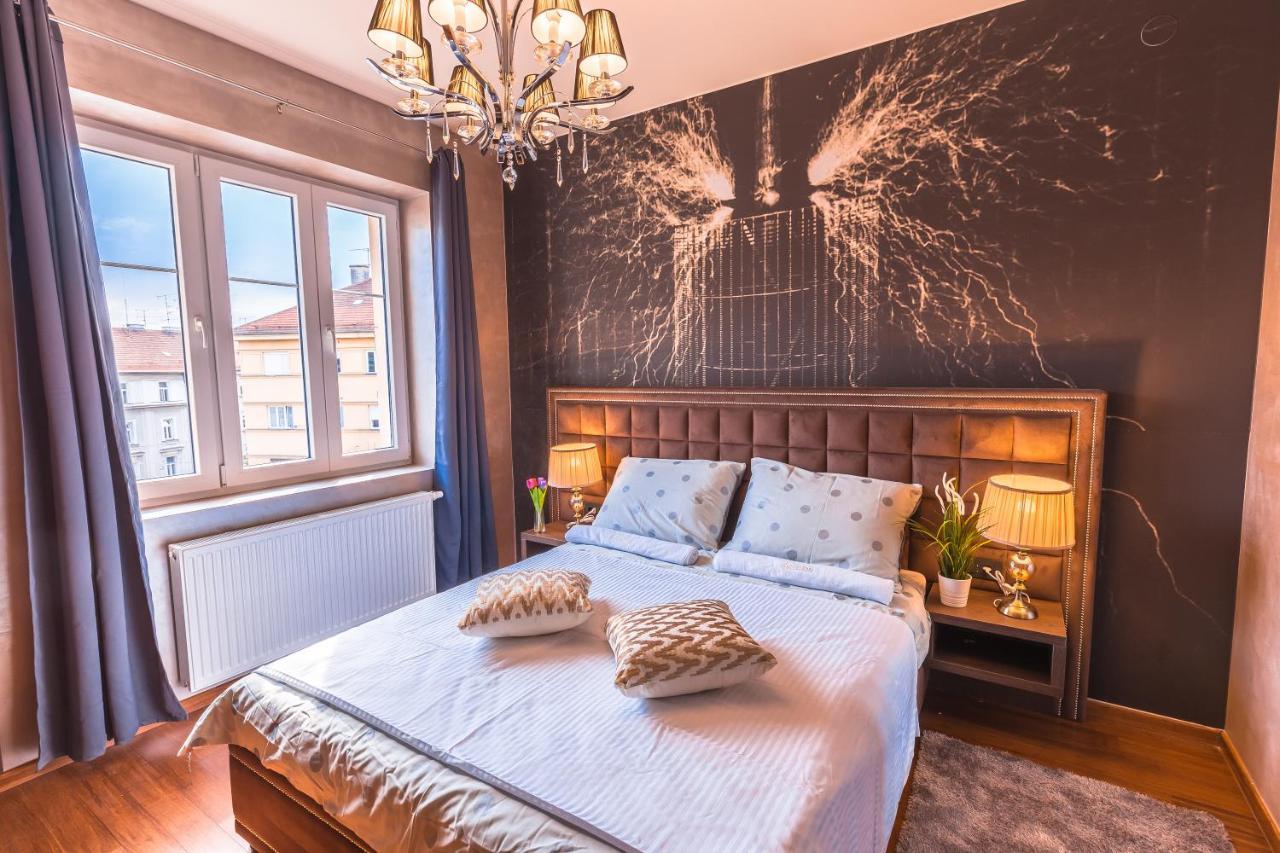 Seven Stories Rooms, 4Th Floor, No Elevator Zagreb Bagian luar foto